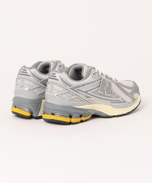 NEW BALANCE(ニューバランス)の「【New balance】M1906R(スニーカー・レディース・グレー・23.5cm/22.5cm/25cm/24.5cm/24cm/23cm)」の3枚目の写真