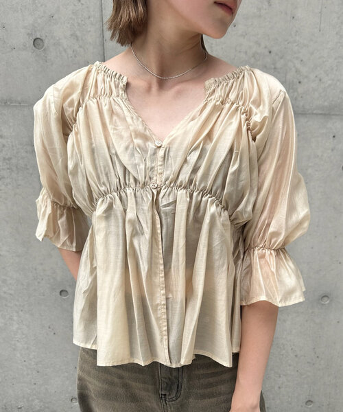 mline（エムライン）の「[mline]半袖シアーギャザーブラウス（シャツ/ブラウス・レディース・ブラック/ブルー/オフホワイト/ピンク/ブルー系その他/ベージュ系その他・FREE）」の3枚目の写真