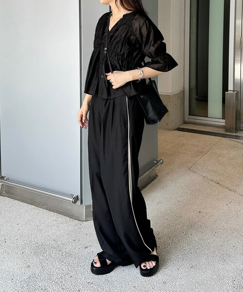 mline（エムライン）の「[mline]半袖シアーギャザーブラウス（シャツ/ブラウス・レディース・ブラック/ブルー/オフホワイト/ピンク/ブルー系その他/ベージュ系その他・FREE）」の13枚目の写真