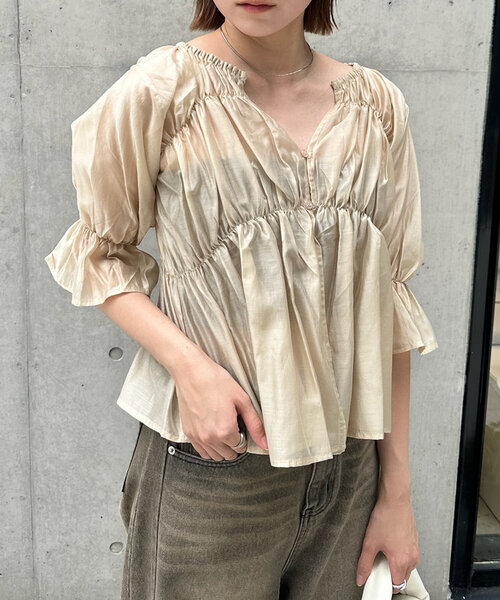 mline（エムライン）の「[mline]半袖シアーギャザーブラウス（シャツ/ブラウス・レディース・ブラック/ブルー/オフホワイト/ピンク/ブルー系その他/ベージュ系その他・FREE）」の22枚目の写真