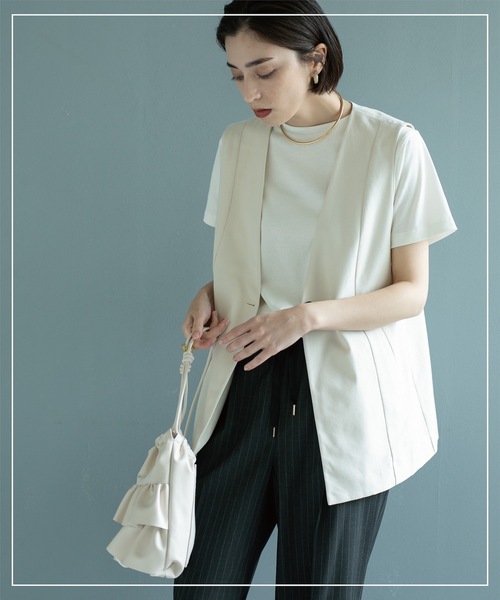 OPAQUE.CLIP（オペークドットクリップ）の「◆ベーシックTシャツ【接触冷感／UVケア／汗染み防止】（Tシャツ/カットソー・レディース・ブラック/ブラウン系その他/ネイビー/ホワイト/ワインレッド/ホワイト系9・38/40/42）」の7枚目の写真