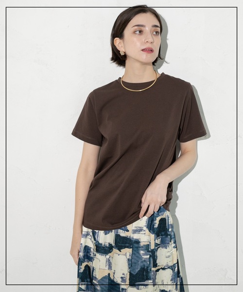 OPAQUE.CLIP（オペークドットクリップ）の「◆ベーシックTシャツ【接触冷感／UVケア／汗染み防止】（Tシャツ/カットソー・レディース・ブラック/ブラウン系その他/ネイビー/ホワイト/ワインレッド/ホワイト系9・38/40/42）」の10枚目の写真