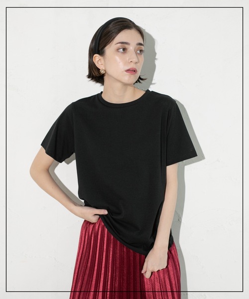 OPAQUE.CLIP（オペークドットクリップ）の「◆ベーシックTシャツ【接触冷感／UVケア／汗染み防止】（Tシャツ/カットソー・レディース・ブラック/ブラウン系その他/ネイビー/ホワイト/ワインレッド/ホワイト系9・38/40/42）」の15枚目の写真