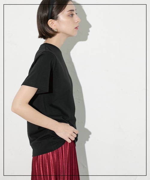 OPAQUE.CLIP（オペークドットクリップ）の「◆ベーシックTシャツ【接触冷感／UVケア／汗染み防止】（Tシャツ/カットソー・レディース・ブラック/ブラウン系その他/ネイビー/ホワイト/ワインレッド/ホワイト系9・38/40/42）」の17枚目の写真