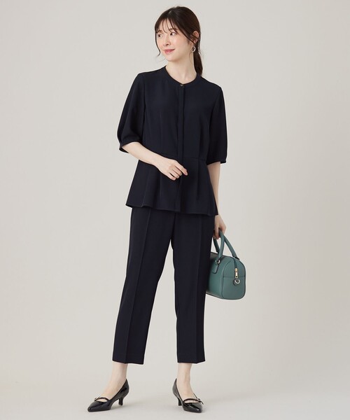 ANY SIS（エニィスィス）の「【接触冷感・UVカット・速乾】コンフォートビューティサテン ブラウス（シャツ/ブラウス・レディース・ネイビー系/ダークグリーン系/アイボリー系・2）」の7枚目の写真