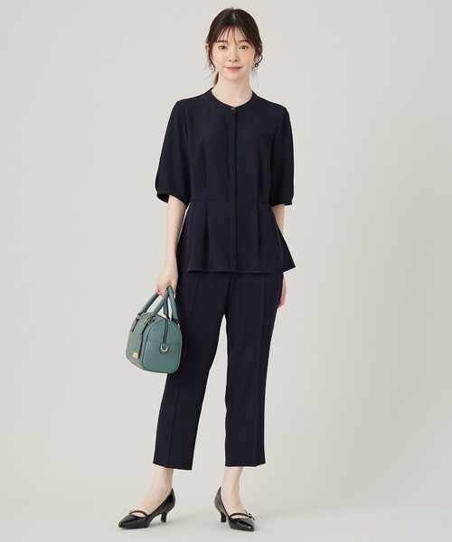 ANY SIS（エニィスィス）の「【接触冷感・UVカット・速乾】コンフォートビューティサテン ブラウス（シャツ/ブラウス・レディース・ネイビー系/ダークグリーン系/アイボリー系・2）」の8枚目の写真