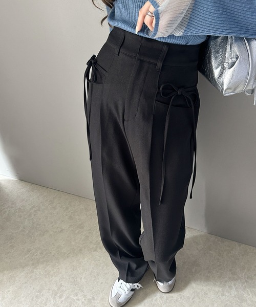 mily bilet(ミウィビレット)の「【mily bilet】迷ったらこれ!!キレイもカワイイも叶える欲張りボトム♪リボン使いワイドスラックスパンツ(スラックス・レディース・グレー系その他/ブラック/チャコールグレー・MEDIUM/LARGE/X-LARGE/SMALL)」の4枚目の写真