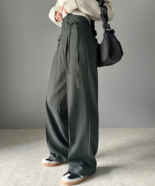 mily bilet(ミウィビレット)の「【mily bilet】迷ったらこれ!!キレイもカワイイも叶える欲張りボトム♪リボン使いワイドスラックスパンツ(スラックス・レディース・グレー系その他/ブラック/チャコールグレー・MEDIUM/LARGE/X-LARGE/SMALL)」の14枚目の写真