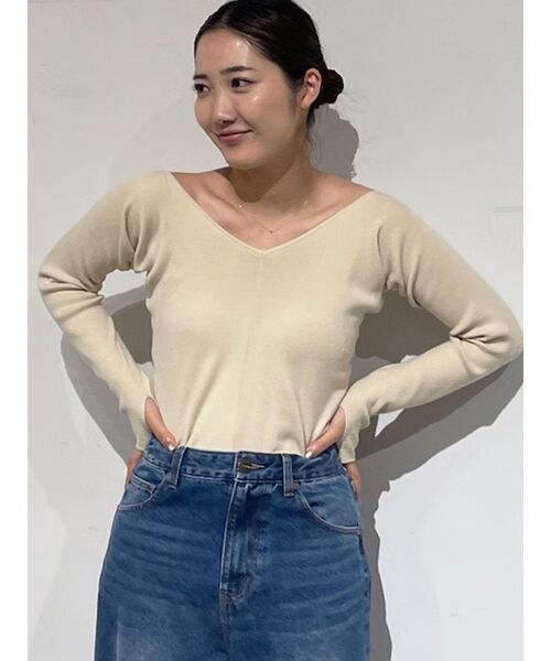 LAGUNAMOON(ラグナムーン)の「バレリーナアシメヘムニットプルオーバー(ニット/セーター・レディース・ホワイト/チャコールグレー/ブラック/ボルドー/ブルー・FREE)」の1枚目の写真