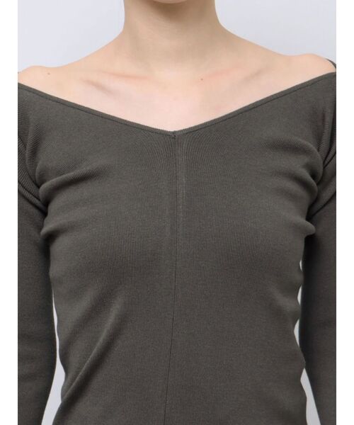 LAGUNAMOON(ラグナムーン)の「バレリーナアシメヘムニットプルオーバー(ニット/セーター・レディース・ホワイト/チャコールグレー/ブラック/ボルドー/ブルー・FREE)」の14枚目の写真