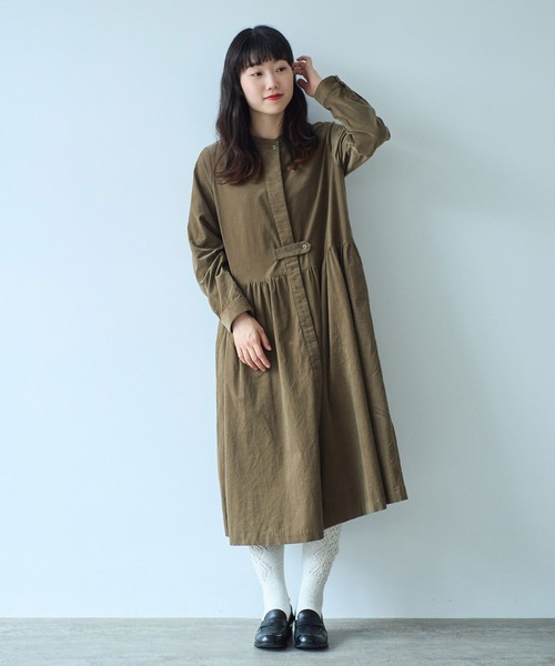 bulle de savon（ビュルデサボン）の「シャツコール ワンピース（ワンピース・レディース・カーキ/チャコールグレー/ホワイト・FREE）」の3枚目の写真