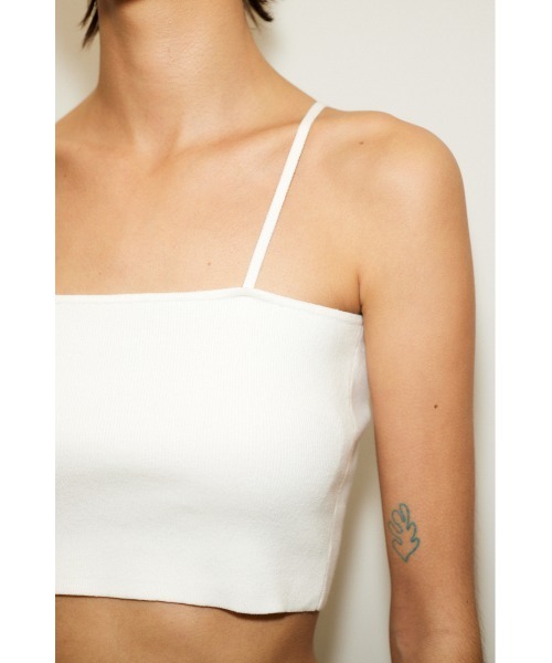 THROW by SLY（スローバイスライ）の「THROW CROP 2WAY HG CAMI クロップ 2ウェイ ハイゲージ キャミソール（キャミソール・レディース・グレー/アイボリー/ブラック・FREE）」の7枚目の写真