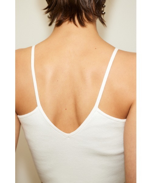 THROW by SLY（スローバイスライ）の「THROW CROP 2WAY HG CAMI クロップ 2ウェイ ハイゲージ キャミソール（キャミソール・レディース・グレー/アイボリー/ブラック・FREE）」の6枚目の写真