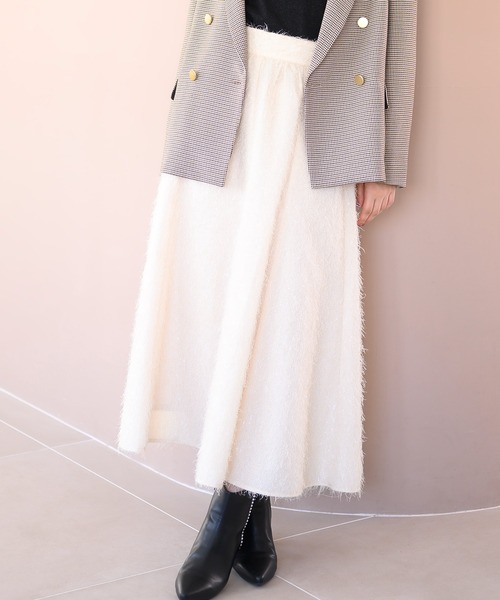 MISCH MASCH(ミッシュマッシュ)の「シャギーフレアスカート/MM437212(スカート・レディース・アイボリー/ブラック・フリ-)」の18枚目の写真