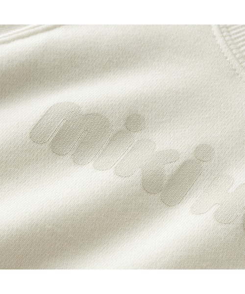 MIKI HOUSE(ミキハウス)の「【WEB限定】バックロゴトレーナー(スウェット・キッズ・コーラルピンク/ブルー/レッド/ホワイト/ライトグリーン/グリーン/イエロー/ネイビー・140cm/130cm/110cm/100cm/90cm/80cm/120cm)」の22枚目の写真