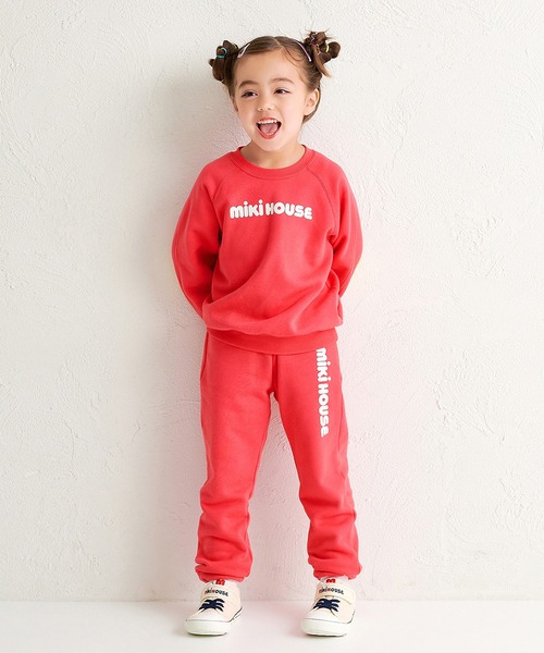 MIKI HOUSE(ミキハウス)の「【WEB限定】バックロゴトレーナー(スウェット・キッズ・コーラルピンク/ブルー/レッド/ホワイト/ライトグリーン/グリーン/イエロー/ネイビー・140cm/130cm/110cm/100cm/90cm/80cm/120cm)」の16枚目の写真