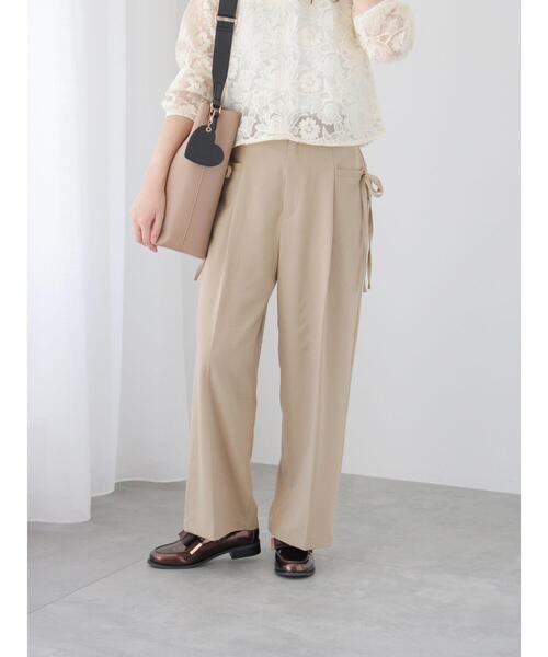 Te chichi TERRASSE(テチチテラス)の「サイドリボンセンタープレスパンツ(その他パンツ・レディース・チャコールグレー/ブラック/ベージュ・F)」の9枚目の写真