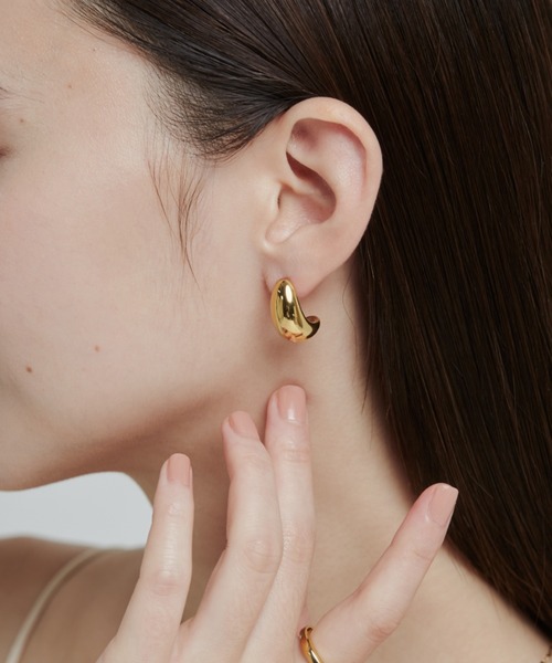 セール】【 金属アレルギー対応 】 ぷっくりピアス サージカル