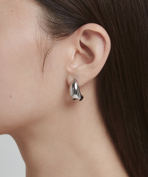 セール】【 金属アレルギー対応 】 ぷっくりピアス サージカル