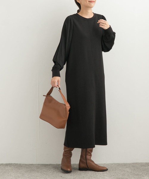 URBAN RESEARCH DOORS(アーバンリサーチドアーズ)の「ボリュームスリーブドッキングワンピース(ワンピース・レディース・ブラック/モカ・MEDIUM)」の16枚目の写真