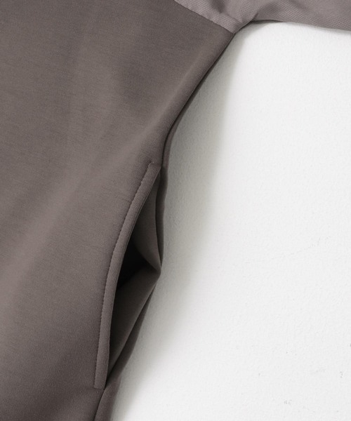 URBAN RESEARCH DOORS(アーバンリサーチドアーズ)の「ボリュームスリーブドッキングワンピース(ワンピース・レディース・ブラック/モカ・MEDIUM)」の14枚目の写真