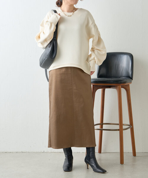 Jena espace merveilleux（ジェナ　エスパスメルヴェイユ）の「袖ギャザーダンボールカットソー（Tシャツ/カットソー・レディース・アイボリー/チャコールグレー/グレー・FREE）」の4枚目の写真