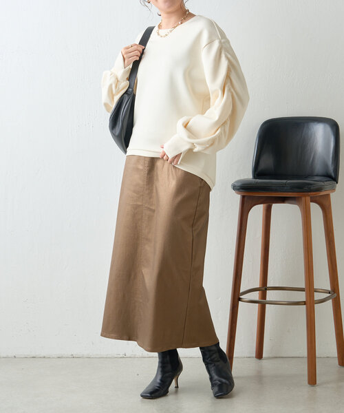 Jena espace merveilleux（ジェナ　エスパスメルヴェイユ）の「袖ギャザーダンボールカットソー（Tシャツ/カットソー・レディース・アイボリー/チャコールグレー/グレー・FREE）」の6枚目の写真