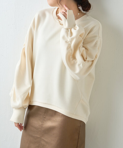 Jena espace merveilleux（ジェナ　エスパスメルヴェイユ）の「袖ギャザーダンボールカットソー（Tシャツ/カットソー・レディース・アイボリー/チャコールグレー/グレー・FREE）」の10枚目の写真