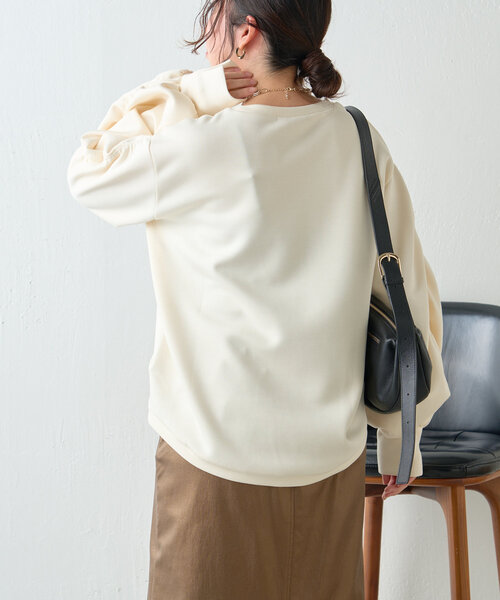 Jena espace merveilleux（ジェナ　エスパスメルヴェイユ）の「袖ギャザーダンボールカットソー（Tシャツ/カットソー・レディース・アイボリー/チャコールグレー/グレー・FREE）」の14枚目の写真