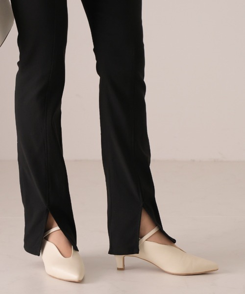 VIVIAN（ヴィヴィアン）の「履きごこちやみつき感激 ポインテッドトゥスリットストラップ5cmプレートヒールパンプス（パンプス・レディース・シルバー/ブラック系その他2/ホワイト系その他5・21.5/22/22.5/23/23.5/24/24.5/25/25.5/26）」の15枚目の写真