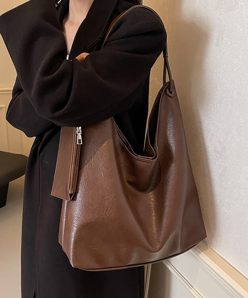LA VORAGINE(ラ ヴォラジネ)の「マルチポーチ付 大容量トートバッグ/ショルダーバッグ(ショルダーバッグ・レディース・ブラウン/ダークブラウン/モカ/ブラック/ワイン・FREE)」の2枚目の写真