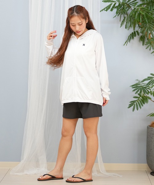 Hurley (ハーレー)の「Hurley/ハーレー ジップアップラッシュガード/水陸両用/UVケア WSRG251009(ラッシュガード・レディース・ホワイト/ブラック/ピンク・M/S)」の17枚目の写真