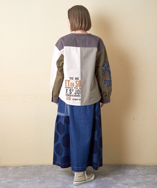 CUBE SUGAR（キューブシュガー）の「ツイル切替プリントノーカラージャケット（ノーカラージャケット・レディース・マルチ/カーキ/ブラック/ナチュラル・M）」の19枚目の写真