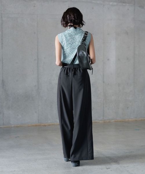 PAGEBOY（ページボーイ）の「フクレジャガードニットノースリーブ（Tシャツ/カットソー・レディース・ブラック/ホワイト系その他/グリーン系その他・FREE）」の17枚目の写真