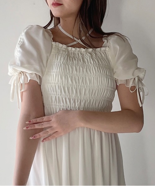 one way(ワンウェイ)の「袖ドロストシャーリングワンピース(ワンピース・レディース・ホワイト/ブラック系その他/ブラック系その他2/ブルー系その他/ブラウン/ホワイト系その他・MEDIUM/SMALL)」の8枚目の写真