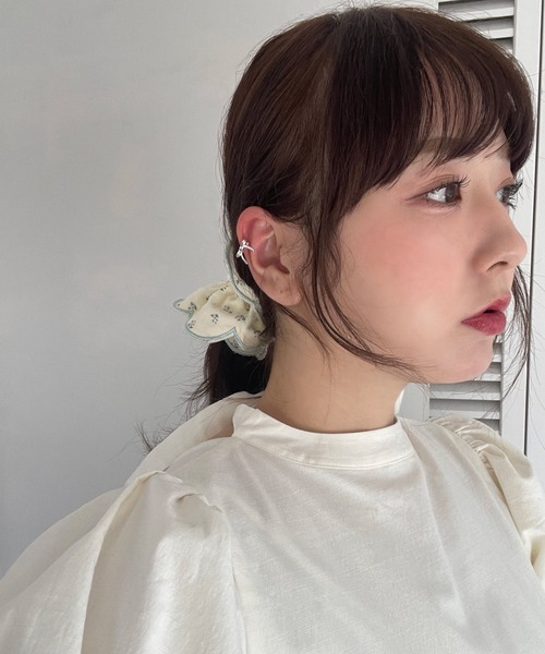 poiregnee（ポワニェ）の「［select］花柄シュシュ（シュシュ・レディース・アイボリー・FREE）」の5枚目の写真