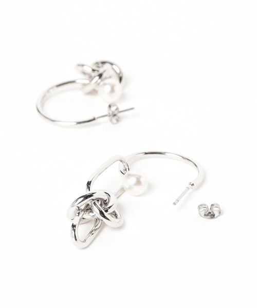 B:MING by BEAMS（ビーミングバイビームス）の「アシンメトリー ピアス（ピアス（両耳用）・レディース・シルバー/ゴールド・ONE SIZE）」の3枚目の写真