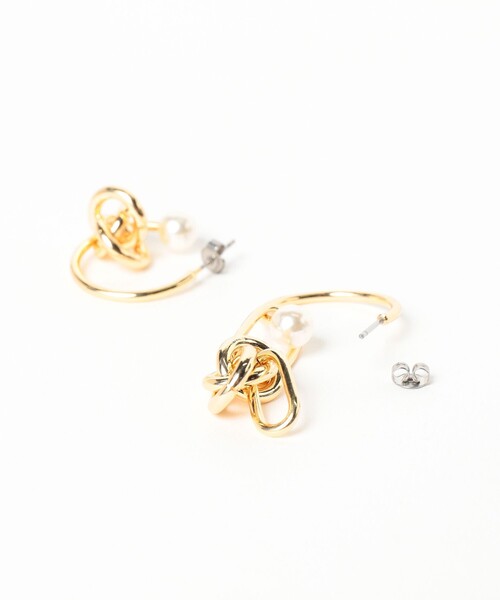 B:MING by BEAMS（ビーミングバイビームス）の「アシンメトリー ピアス（ピアス（両耳用）・レディース・シルバー/ゴールド・ONE SIZE）」の4枚目の写真