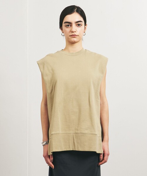 TO UNITED ARROWS（トゥーユナイテッドアローズ）の「＜TO UNITED ARROWS＞HATAKE ウラケ ノースリーブ カットソー（Tシャツ/カットソー・レディース・ベージュ・FREE）」の5枚目の写真