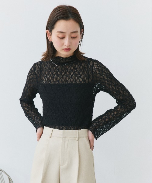 ad thie(アドティエ)の「ハイネック レースカットソー(Tシャツ/カットソー・レディース・ブラック/オフホワイト・FREE)」の5枚目の写真