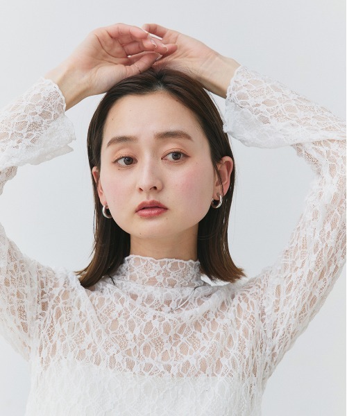 ad thie(アドティエ)の「ハイネック レースカットソー(Tシャツ/カットソー・レディース・ブラック/オフホワイト・FREE)」の19枚目の写真