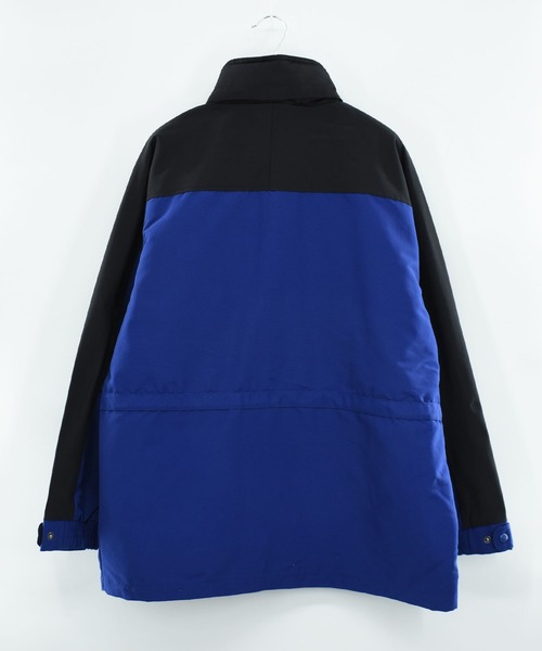 Carhartt(カーハート)の「【ヴィンテージ古着】Carhartt ナイロンジャケット(ナイロンジャケット・メンズ・ブルー・LARGE)」の11枚目の写真