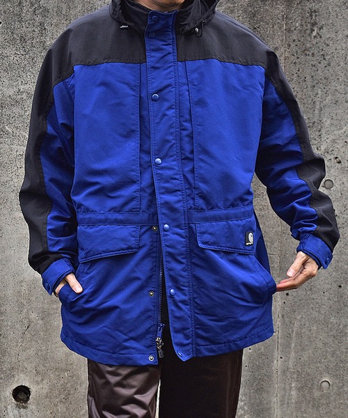 Carhartt(カーハート)の「【ヴィンテージ古着】Carhartt ナイロンジャケット(ナイロンジャケット・メンズ・ブルー・LARGE)」の12枚目の写真