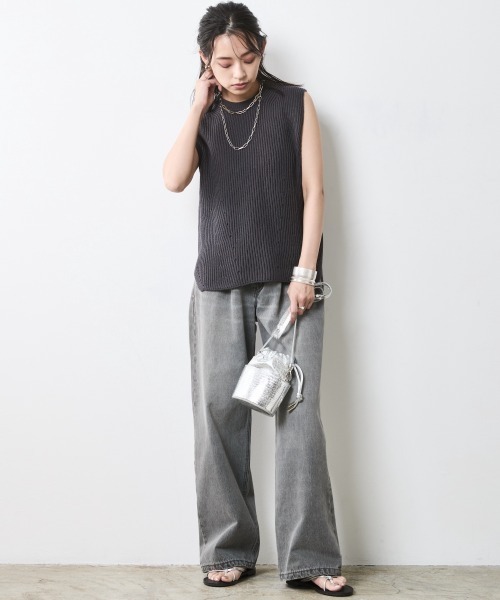 CHIC STYLE（シックスタイル）の「綿麻畦編ニットベスト＜大きいサイズ有＞シックスタイル（ベスト・レディース・チャコール/モカ・5L/4L/3L/LL/L/M）」の9枚目の写真