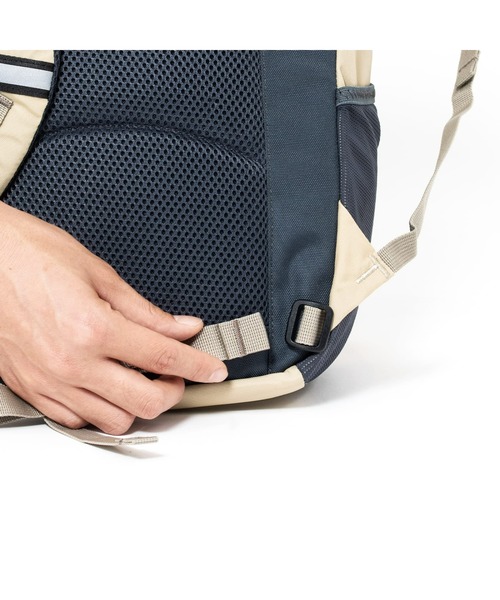 karrimor(カリマー)の「cadet 20(バックパック/リュック・メンズ・ネイビー/アイボリー/ナチュラル/グリーン/ブルー系その他・FREE)」の12枚目の写真