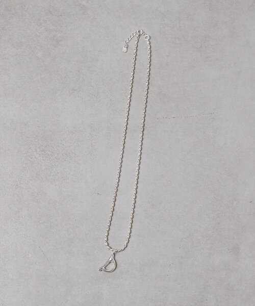 BEARDSLEY（ビアズリー）の「イニシャルネックレス(D)（ネックレス・レディース・シルバー・FREE）」の2枚目の写真
