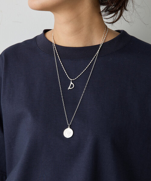 BEARDSLEY（ビアズリー）の「イニシャルネックレス(D)（ネックレス・レディース・シルバー・FREE）」の5枚目の写真