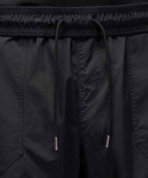 JORDAN BRAND(ジョーダンブランド)の「JORDAN BRAND ESS STMT WOVEN PANT FV7306(その他パンツ・メンズ・ブラウン/ブラック・M/L/XL)」の15枚目の写真