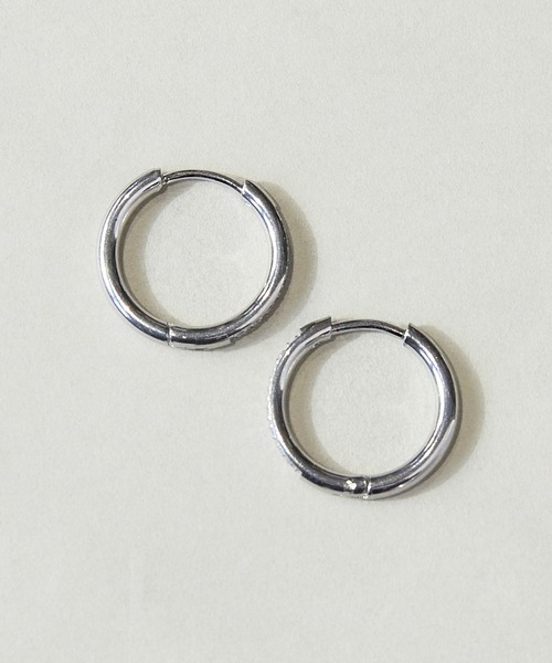 Zoule(ゾーラ)の「Zoule ゾーラ:ステンレスシリーズ stainless P-50 ステンレス ピアス(ピアス(両耳用)・レディース・ゴールド/シルバー・FREE)」の3枚目の写真