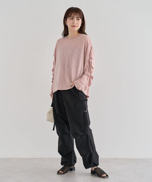 Sugar spoon(シュガースプーン)の「・SUGAR SPOON ラッフルスリーブロンTEE(Tシャツ/カットソー・レディース・ブラック/グレイッシュベージュ/ピンクベージュ/オフホワイト/ライトグレー・FREE)」の7枚目の写真